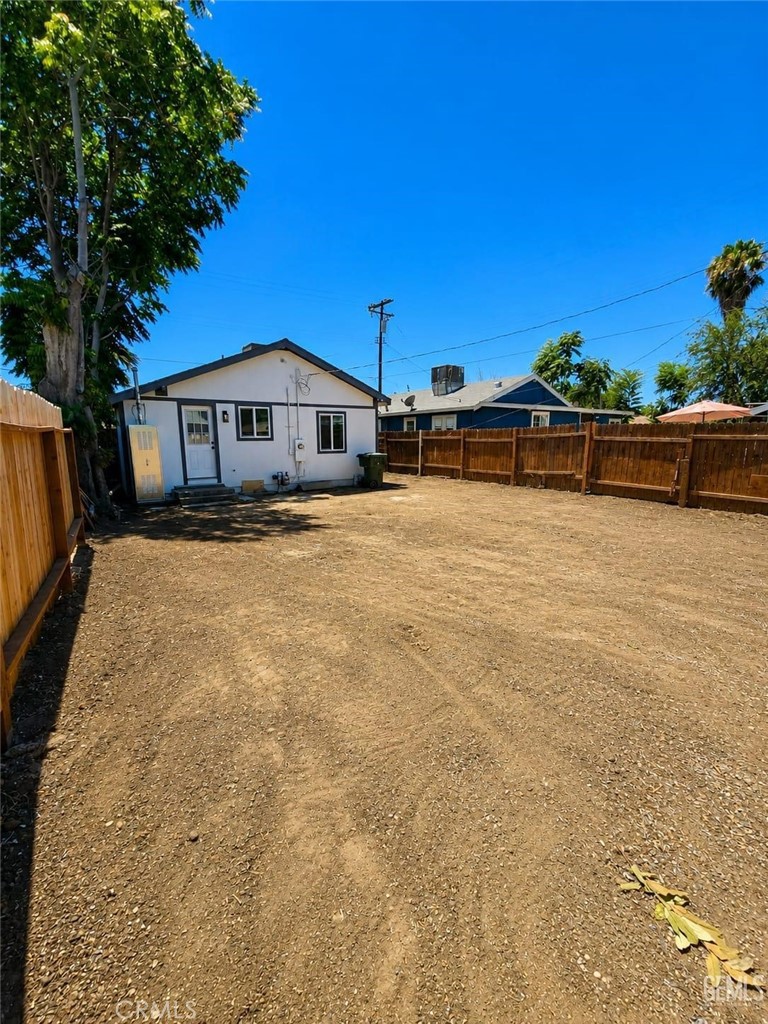 1006 6th Property Photo 25