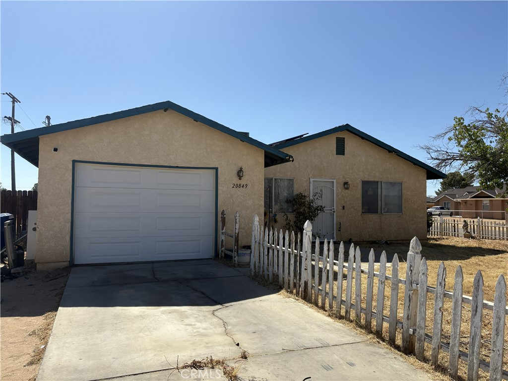 20849 87th Property Photo 2