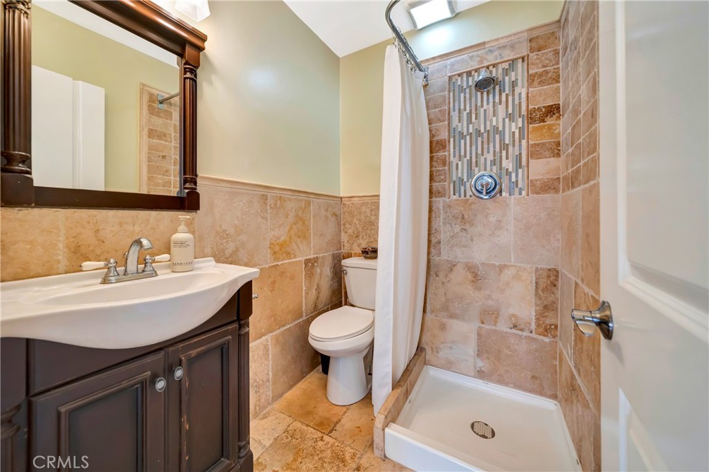 720 S Parton Property Photo 38
