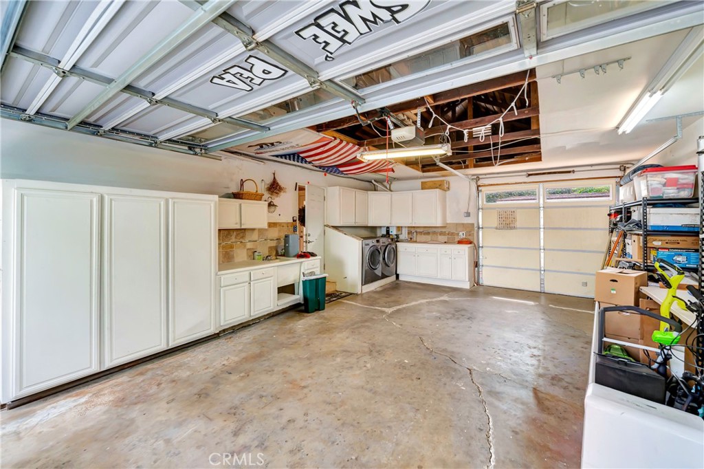 720 S Parton Property Photo 39