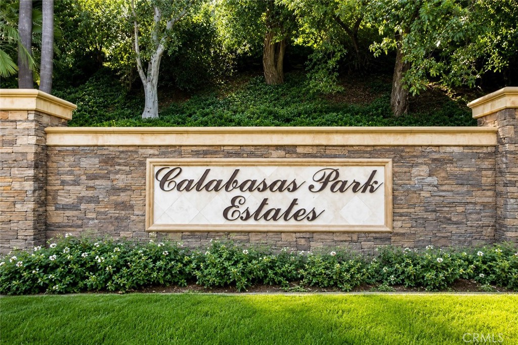 3339 Paseo Del Sol Property Photo 4