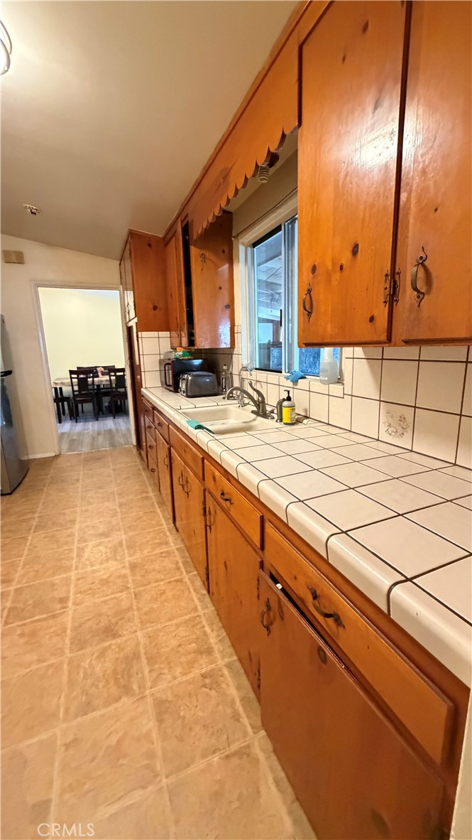 44423 3rd E Property Photo 10