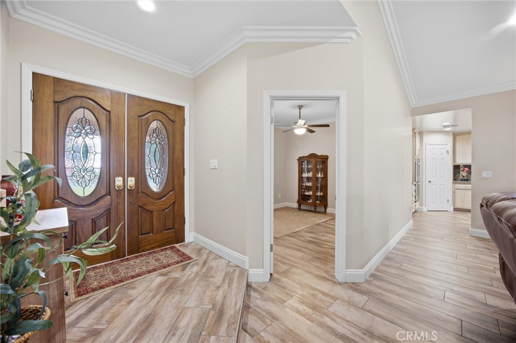 1328 Valov Lane Property Photo 8