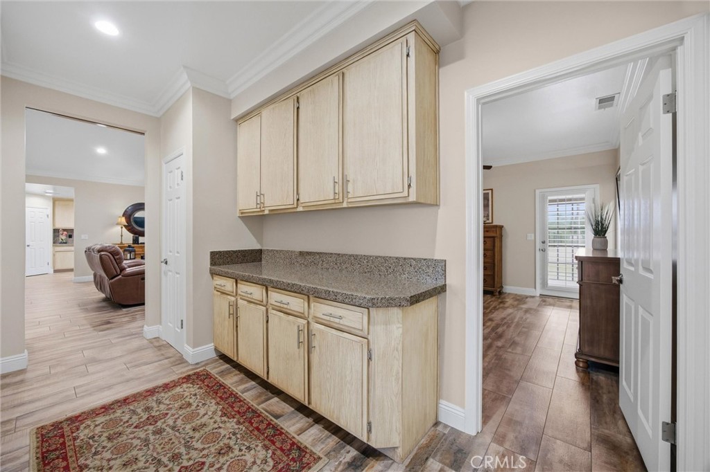 1328 Valov Lane Property Photo 22