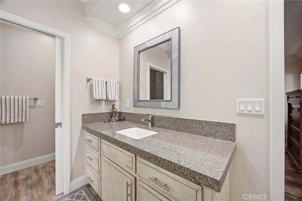 1328 Valov Lane Property Photo 28