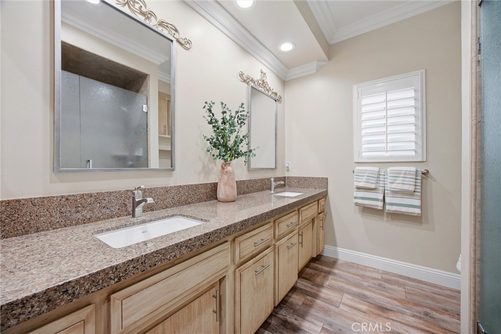 1328 Valov Lane Property Photo 33