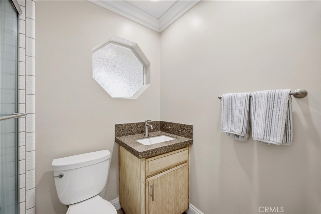 1328 Valov Lane Property Photo 36