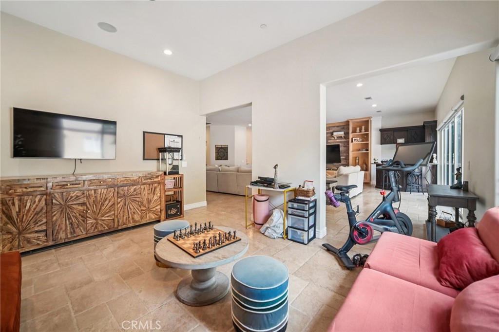 17401 Raymer Property Photo 17