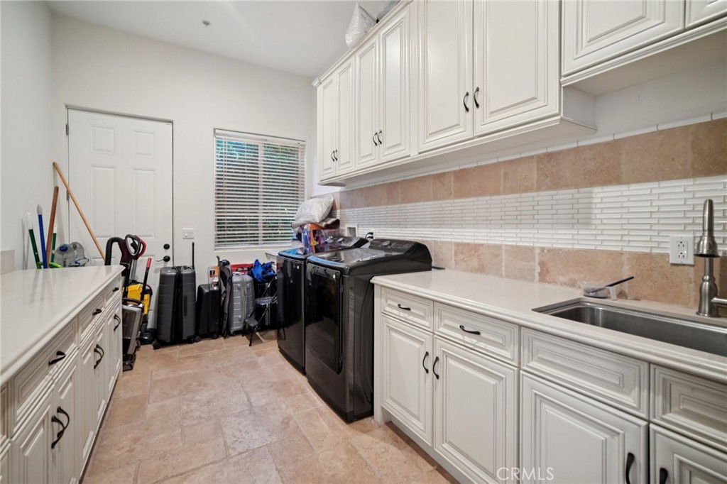 17401 Raymer Property Photo 27