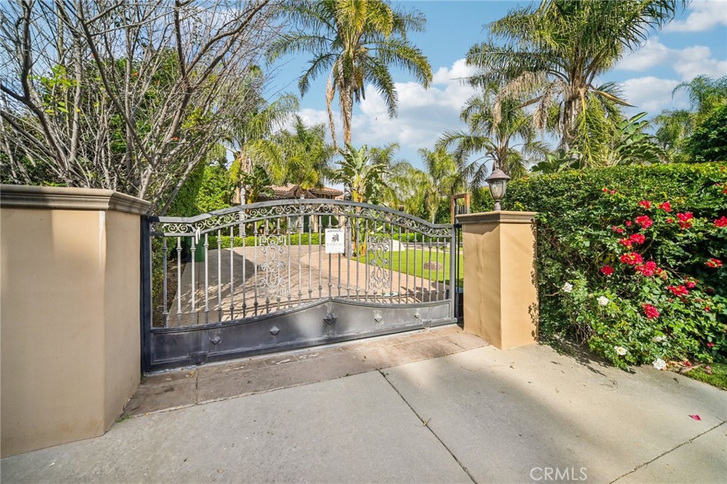 17401 Raymer Property Photo 33