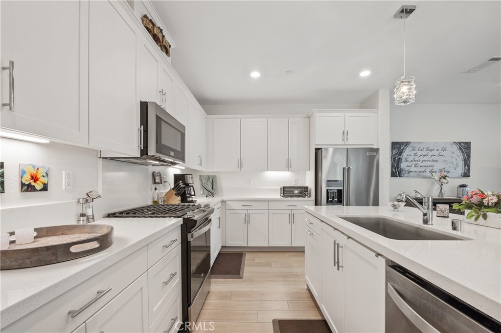 27632 Ensemble Property Photo 3