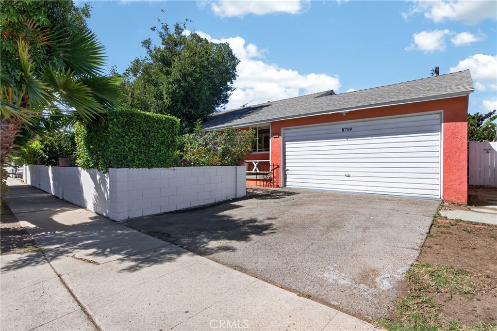 8719 Sylmar Property Photo 1