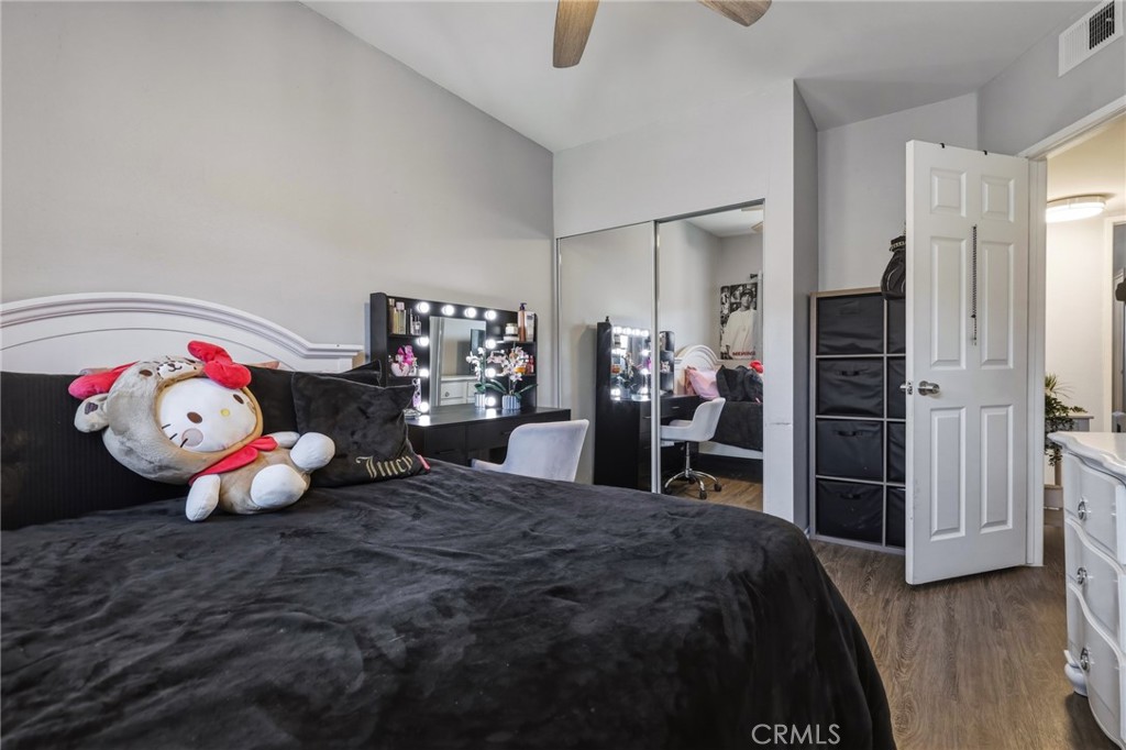 8927 Cedros 14 Property Photo 19