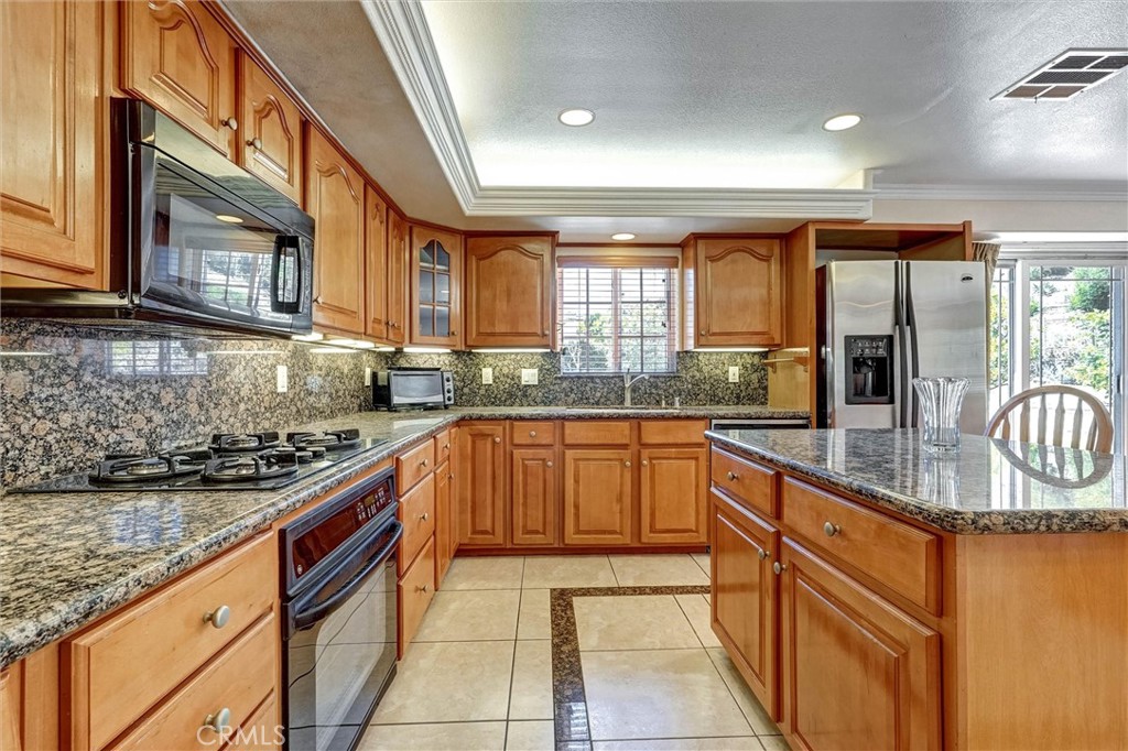 13487 Trego Place Property Photo 11