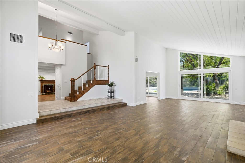 23216 Park Esperanza Property Photo 5