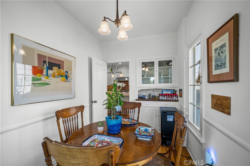 1245 S Hudson Avenue Property Photo 15