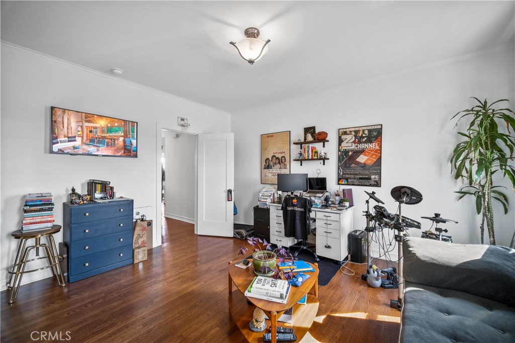 1245 S Hudson Avenue Property Photo 37