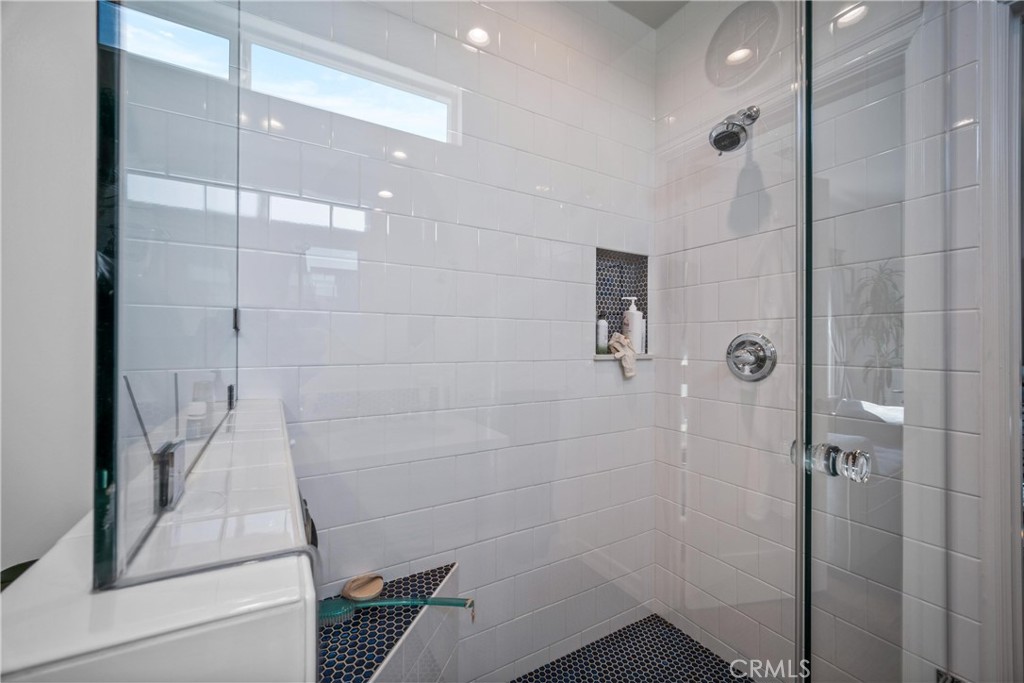 1245 S Hudson Avenue Property Photo 39