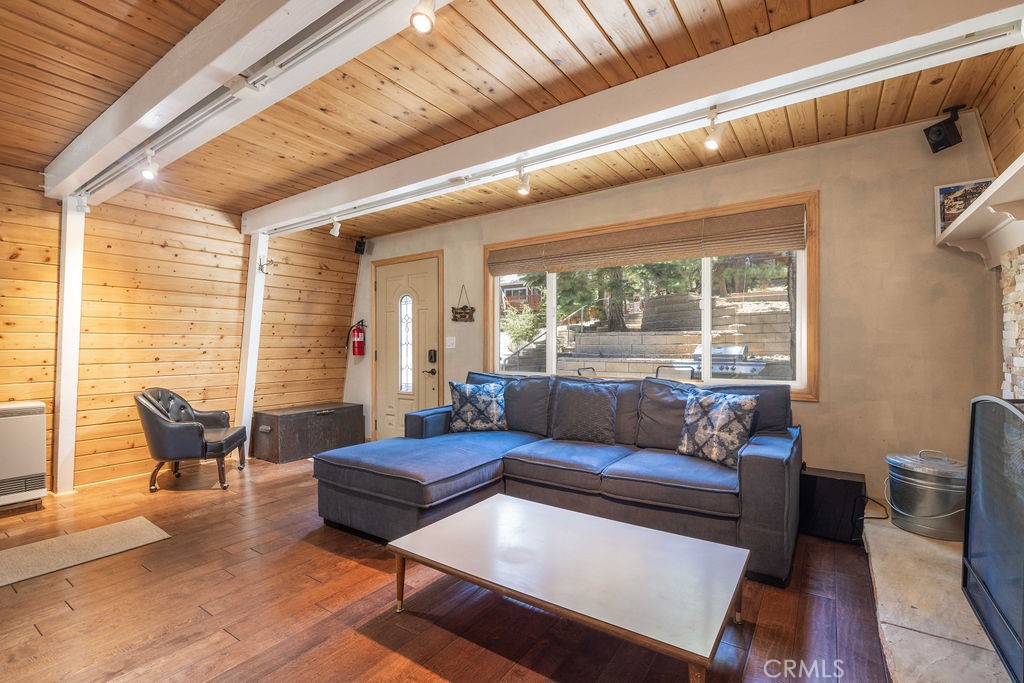 1111 W Alta Vista Property Photo 6