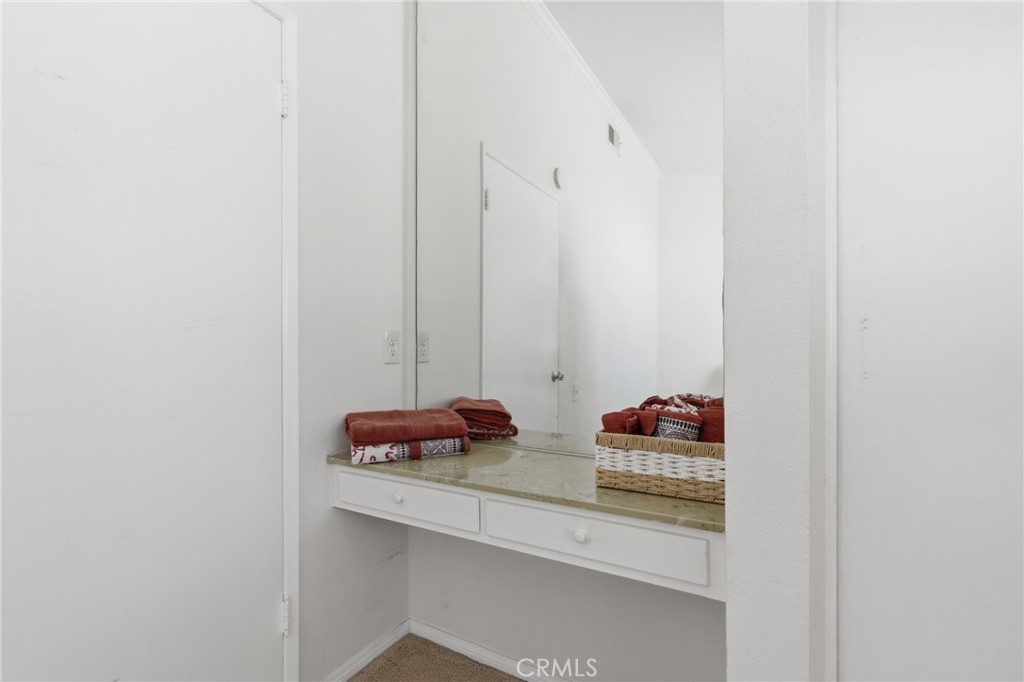 19158 Avenue Of The Oaks C Property Photo 21