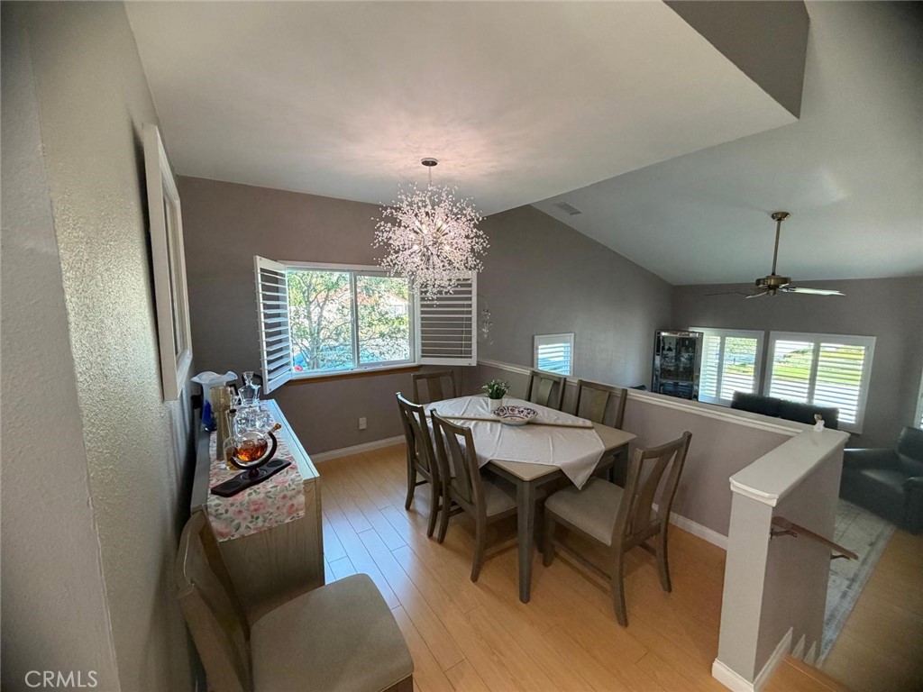 26341 Rainbow Glen Drive Property Photo 4