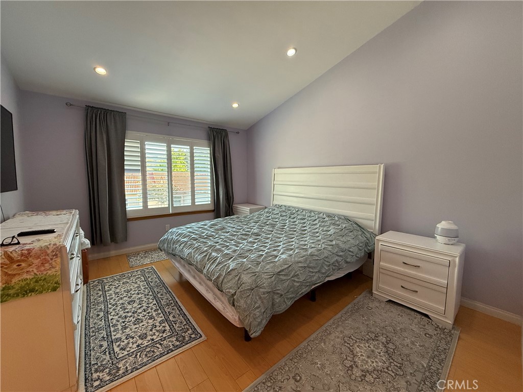 26341 Rainbow Glen Drive Property Photo 11