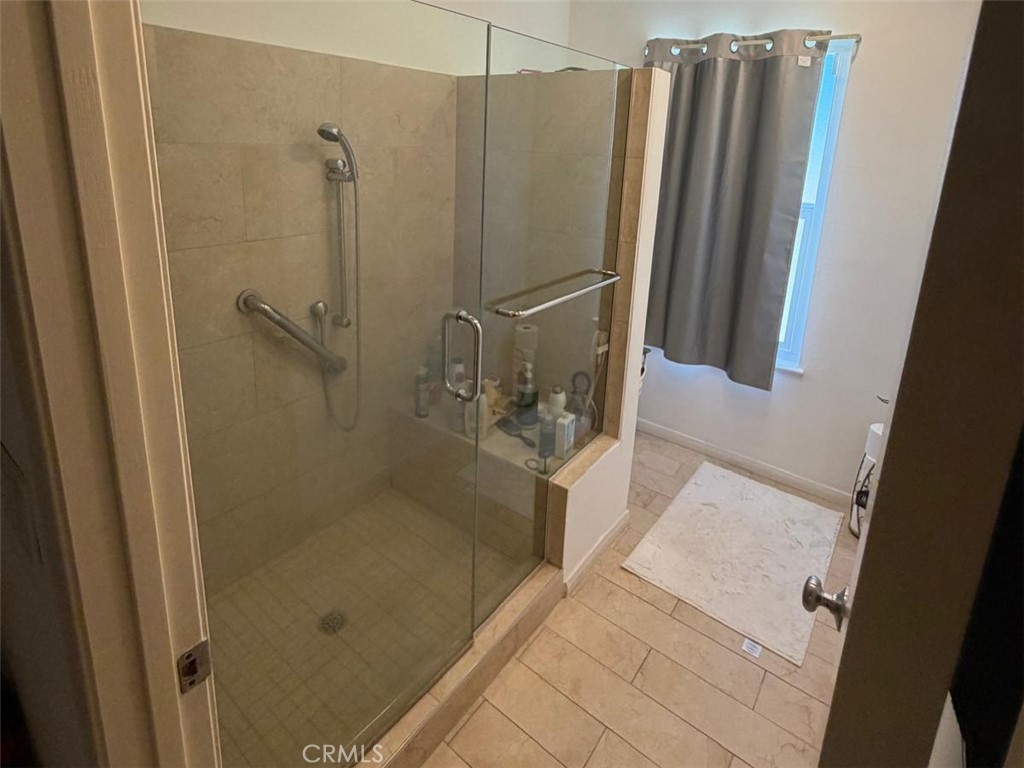 26341 Rainbow Glen Drive Property Photo 14