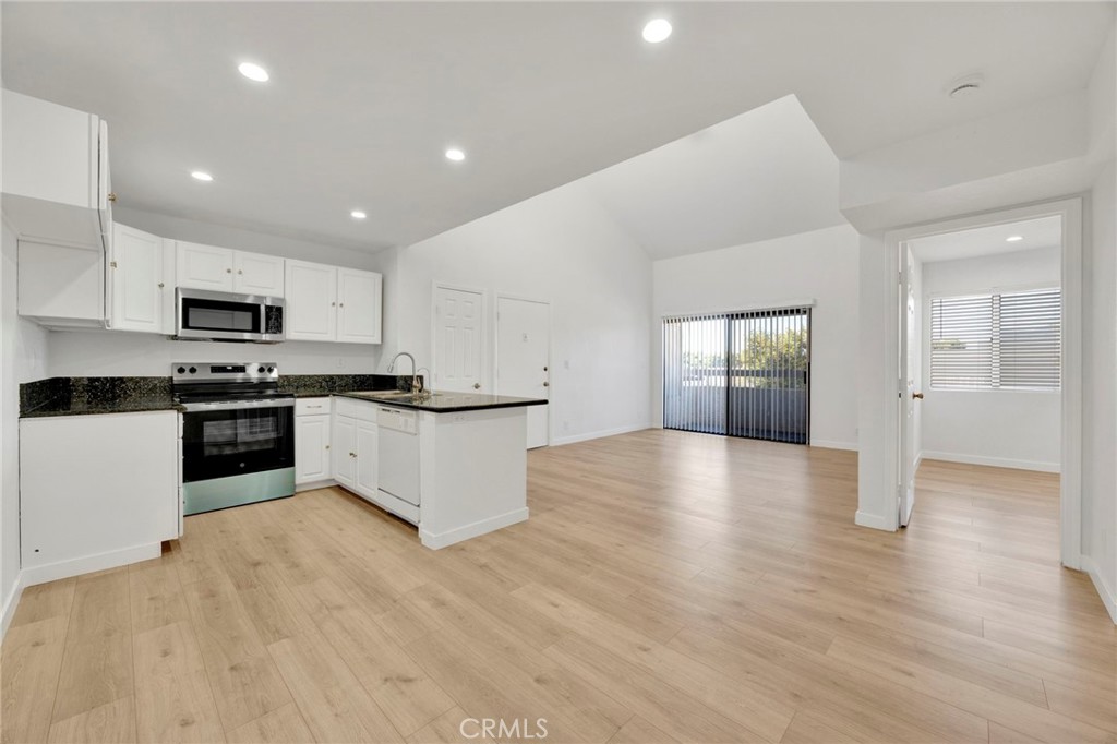 25027 Peachland Avenue 260 Property Photo 3