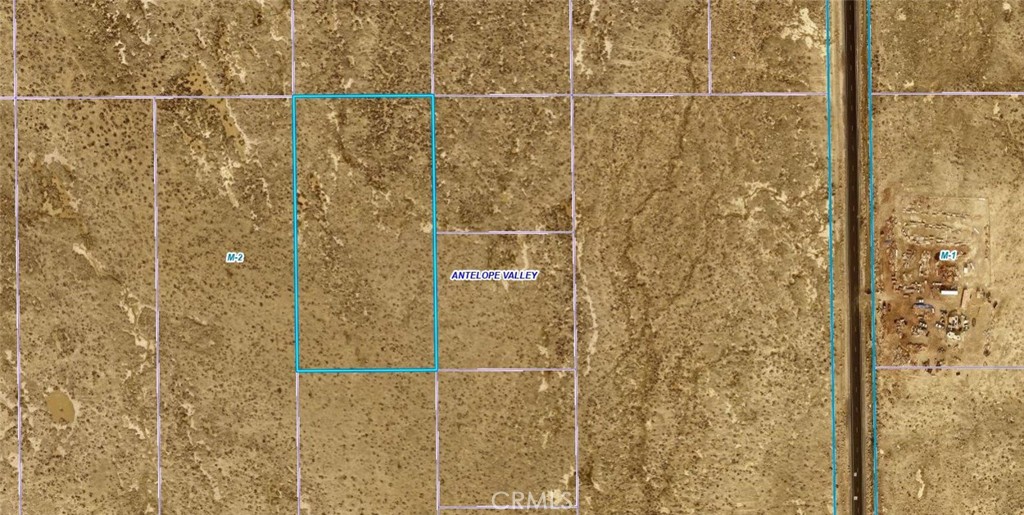10 E Avenue G Property Photo 1