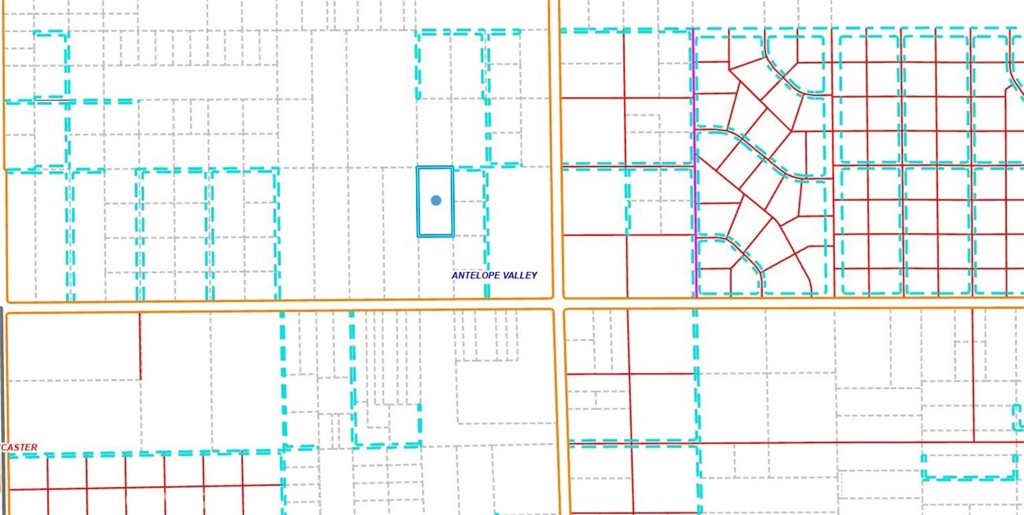 10 E Avenue G Property Photo 10