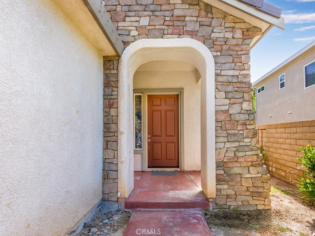 28408 Hidden Hills Drive Property Photo 3
