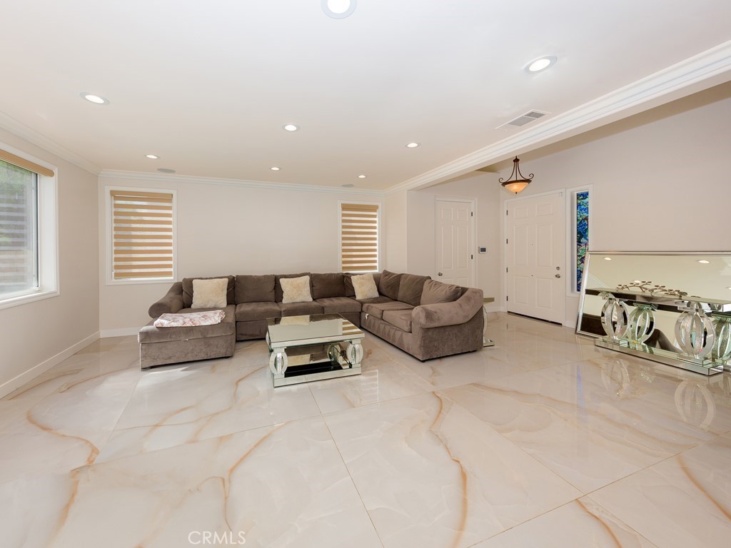 28408 Hidden Hills Drive Property Photo 7