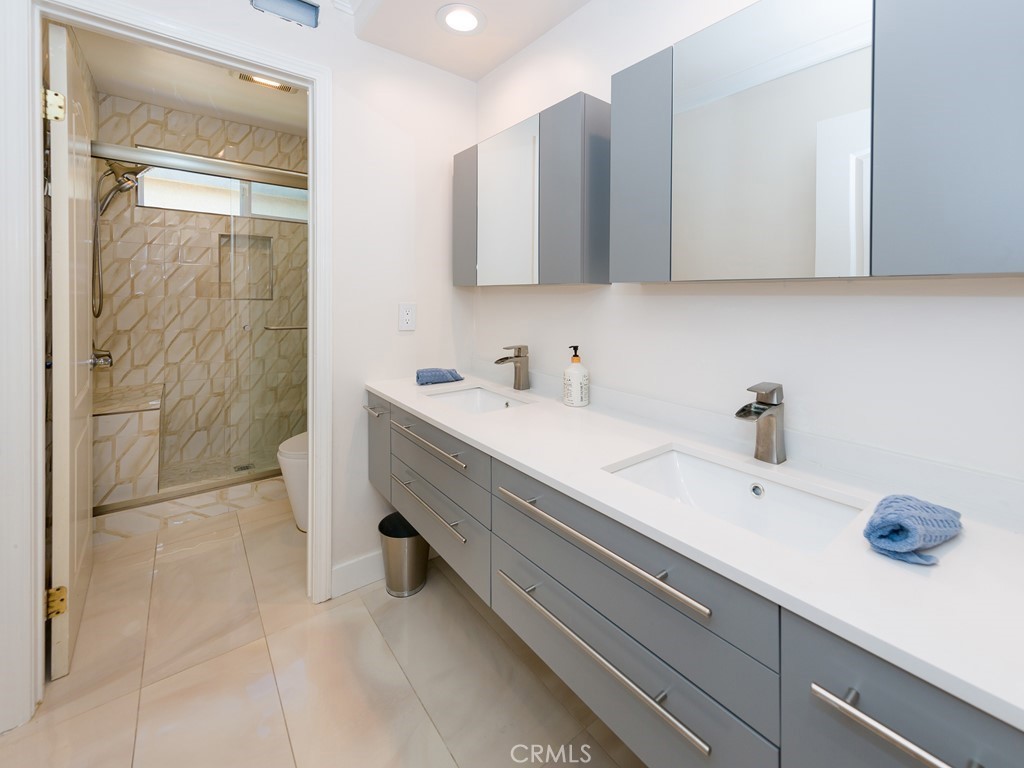 28408 Hidden Hills Drive Property Photo 23