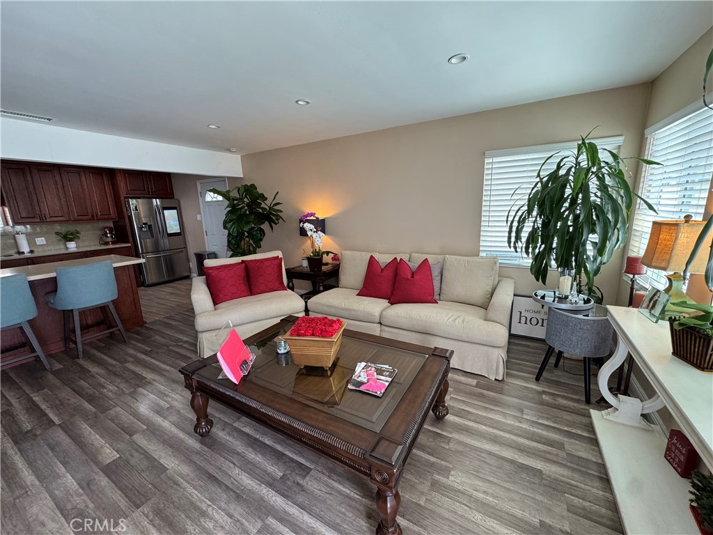 15057 Paddock Property Photo 10