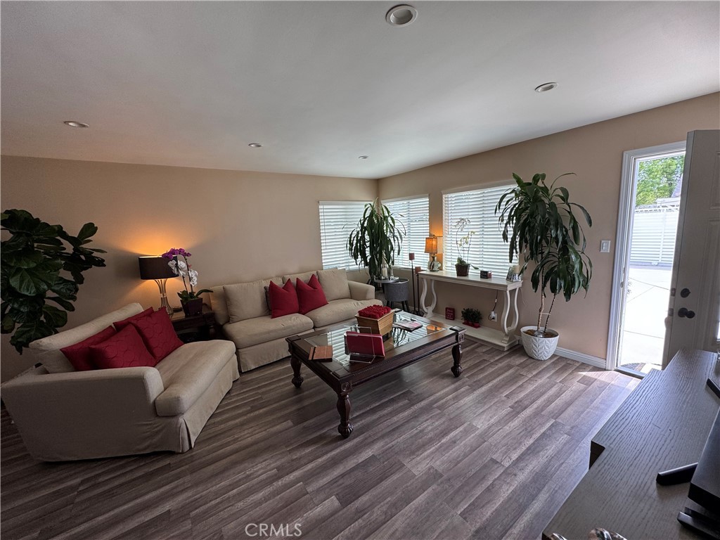 15057 Paddock Property Photo 18