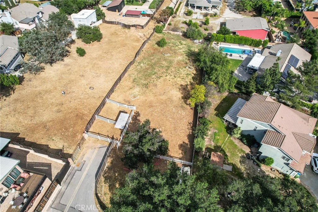9812 Kentland Avenue Property Photo 7