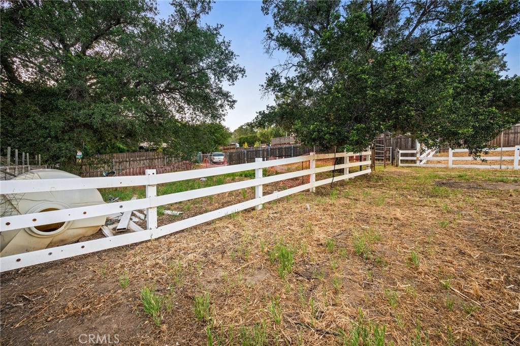 9812 Kentland Avenue Property Photo 10