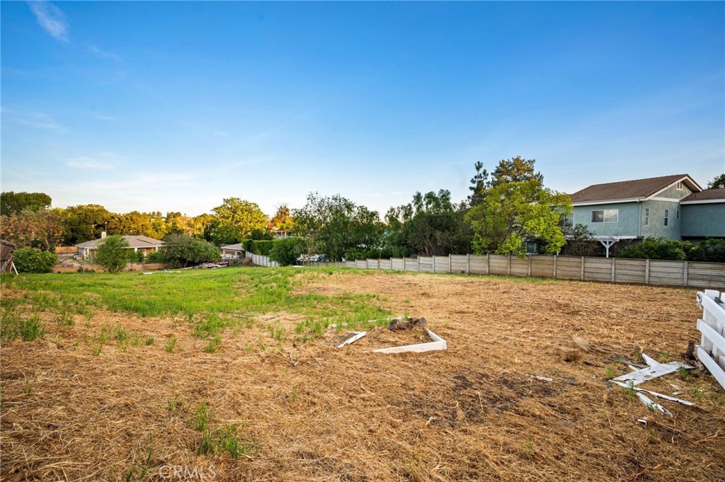 9812 Kentland Avenue Property Photo 13