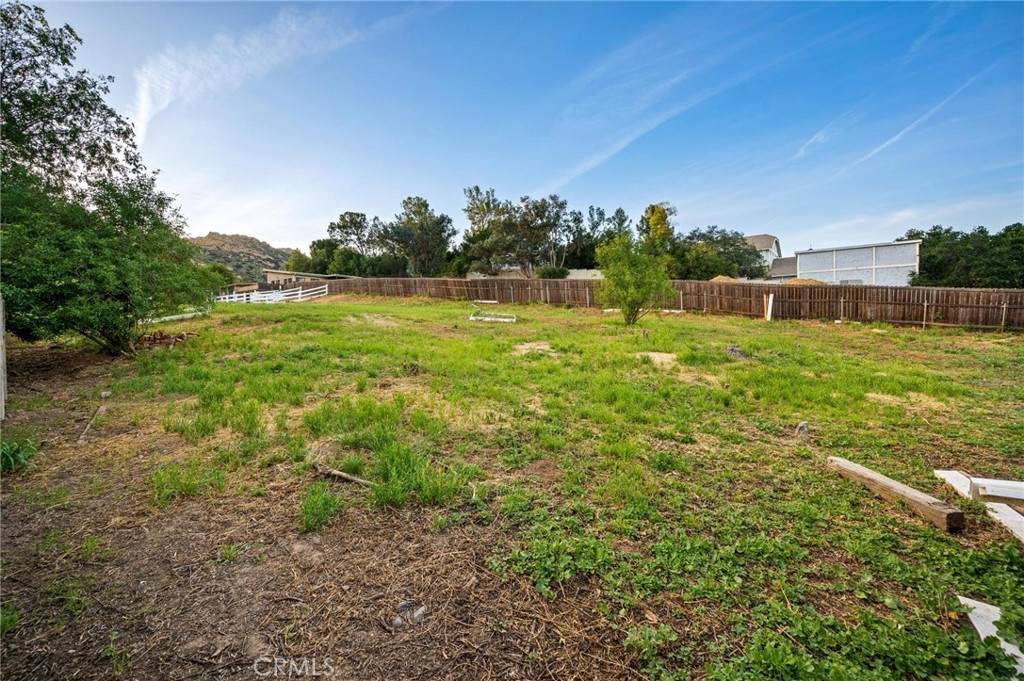 9812 Kentland Avenue Property Photo 16