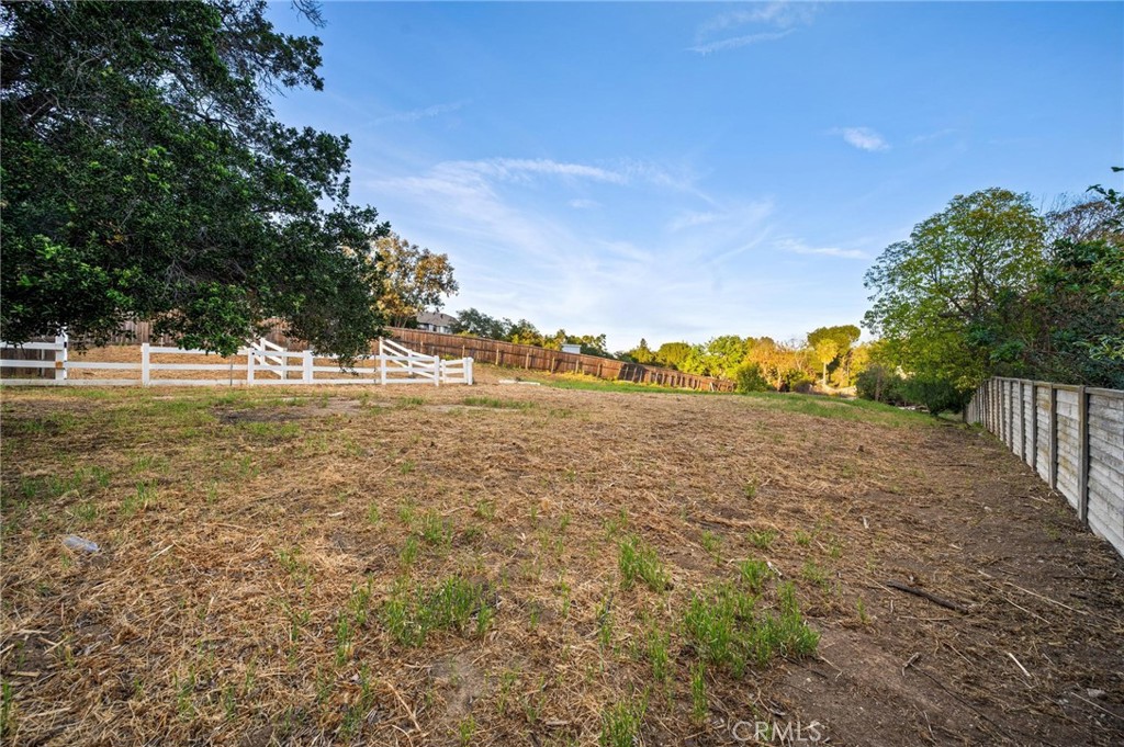 9812 Kentland Avenue Property Photo 17