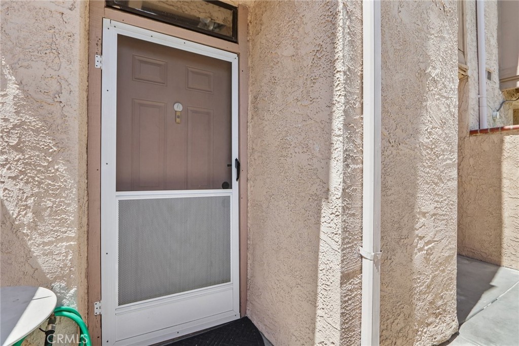 9600 Sylmar Avenue 19 Property Photo 2