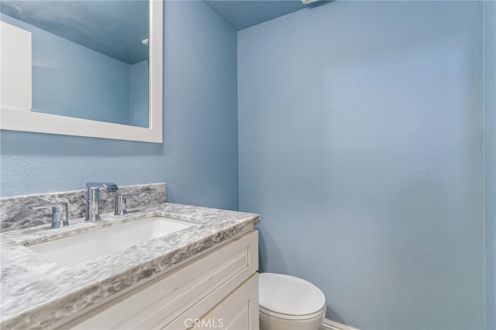 9600 Sylmar Avenue 19 Property Photo 16