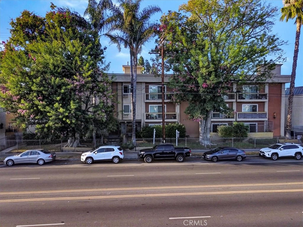 20327 Saticoy 309 Property Photo 1