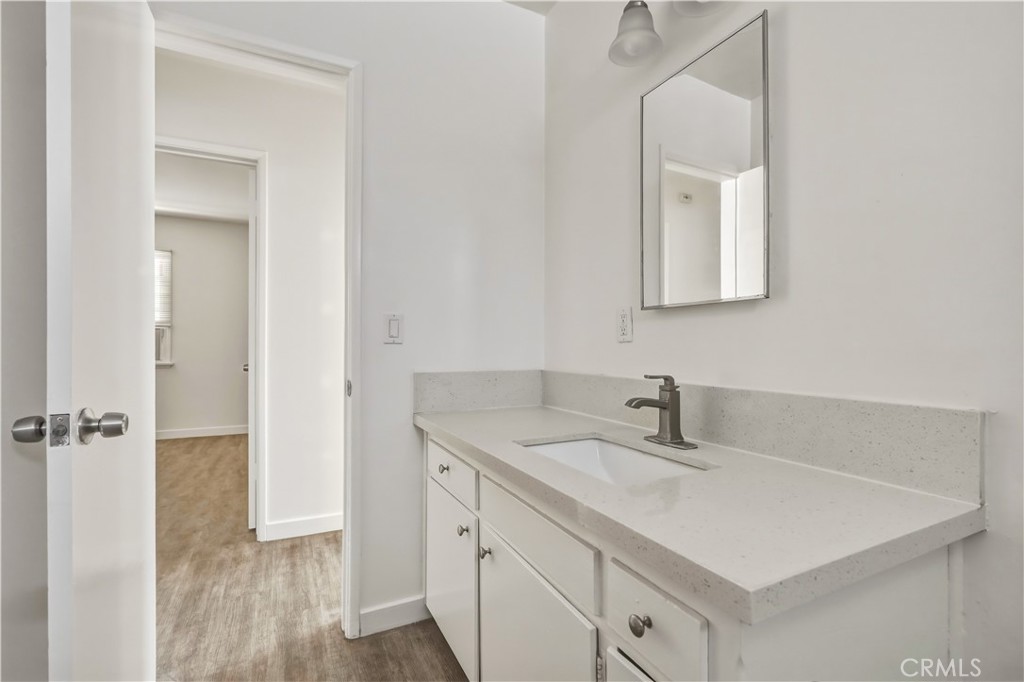 4961 Kester Avenue Property Photo 11