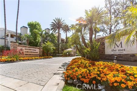 5535 Canoga 209 Property Photo 14
