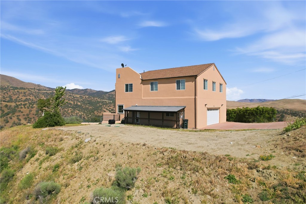 19701 Dovetail Property Photo 4