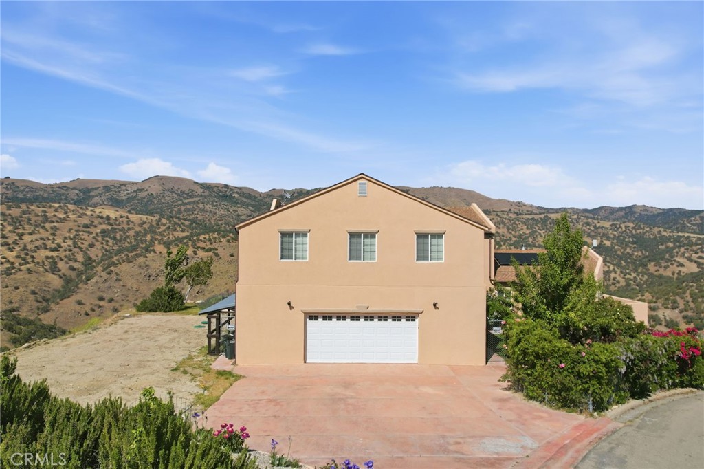 19701 Dovetail Property Photo 6