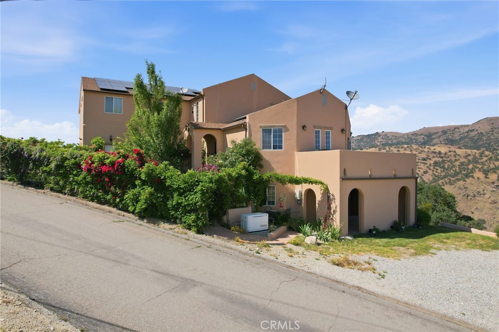 19701 Dovetail Property Photo 8