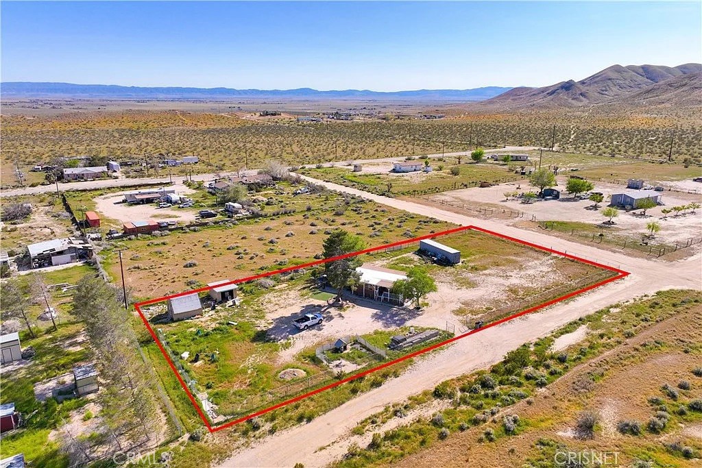 6254 Roadrunner Property Photo 2