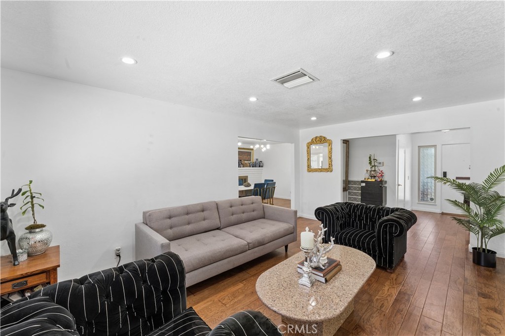 44830 Lorimer Property Photo 6